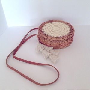 Abalone Inlay Round Straw Crossbody